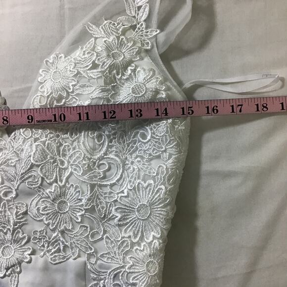 LULU'S Sm Precious Promise White Satin Embroidered Lace Mermaid Maxi Dress NWOT - Picture 5 of 10